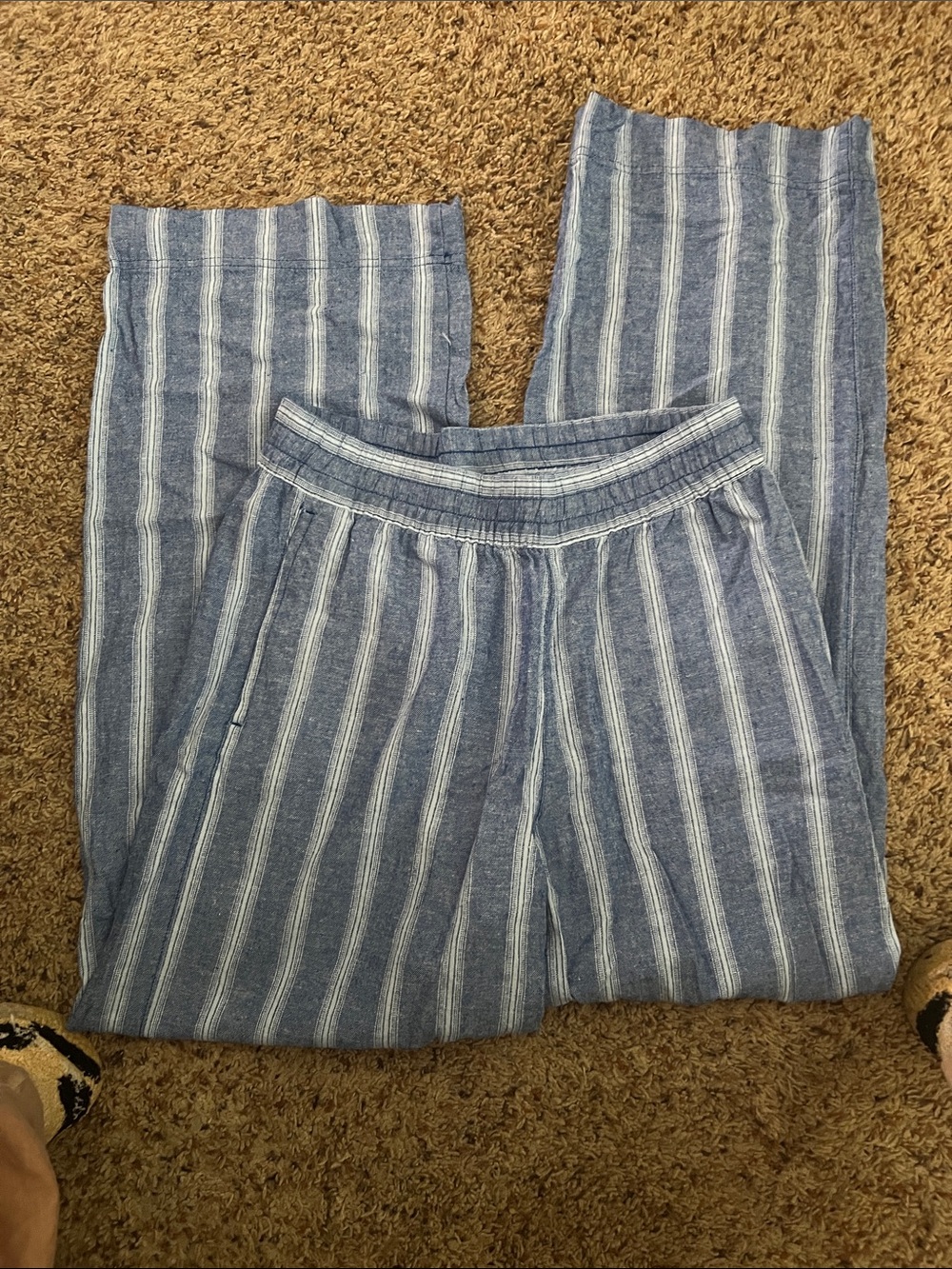Old Navy Blue and White Striped Wide-Leg Pants